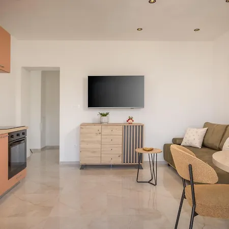 Olive Breeze Apartment *